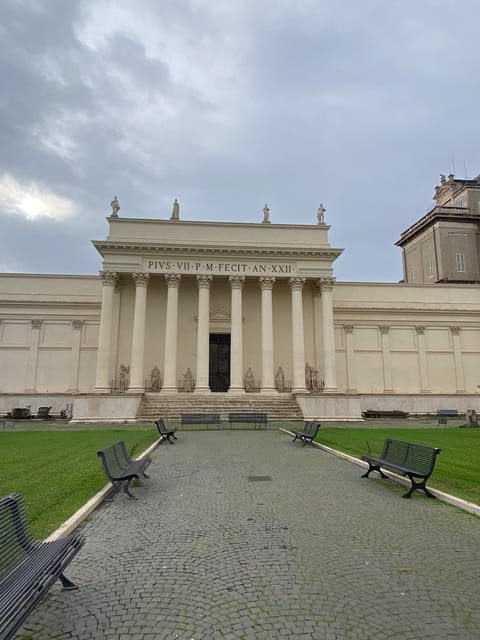 Rome: Escorted Entrance to the Vatican Museum - The Vatican Museums and the first grand rooms