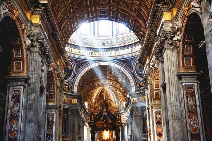 Rome: Full-Day Colosseum, Vatican Museums & St Peter's Tour - The two-hour break: useful, but watch the clock