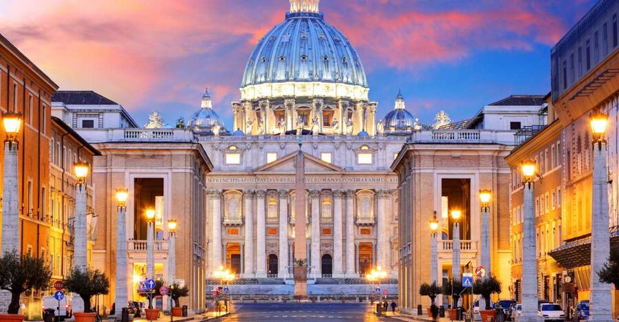 Rome: Hop-on Hop-off Bus & Vatican Museums Ticket - Trevi Fountain, Piazza Navona, and Barberini