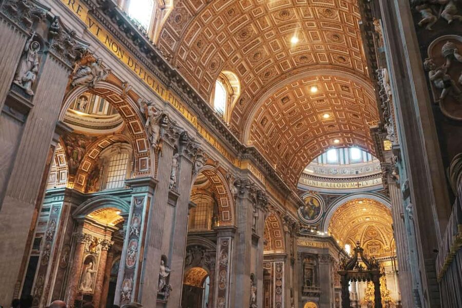 Rome: Sistine Chapel and Vatican Museums Tickets - Gallery of Tapestries: pause for the details
