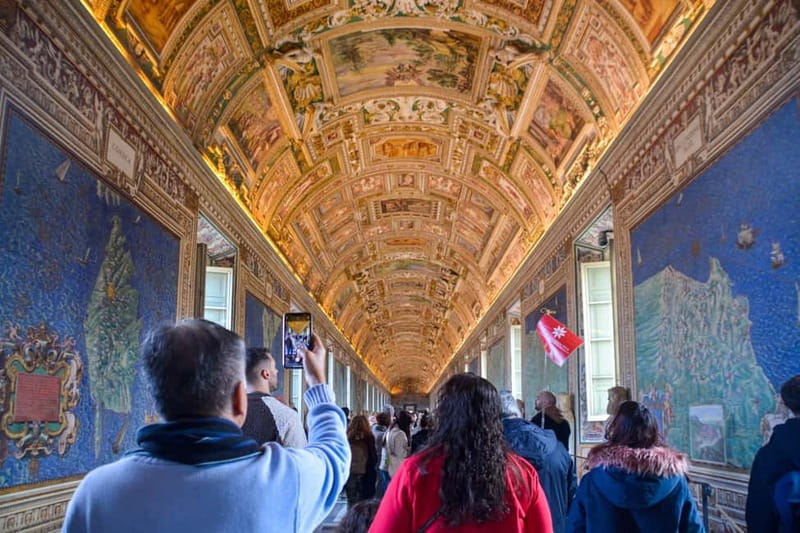 Rome: Sistine Chapel, Vatican Museums and Basilica Entry - Languages, guides, and group style