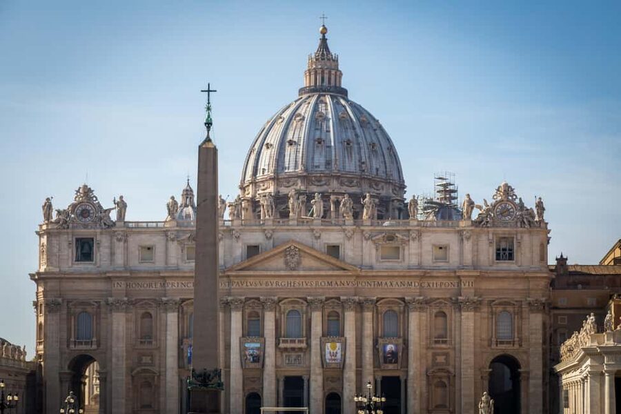 Rome: Sistine Chapel, Vatican Museums Entry, & Audioguide - Raphael’s Rooms: look up and take your time