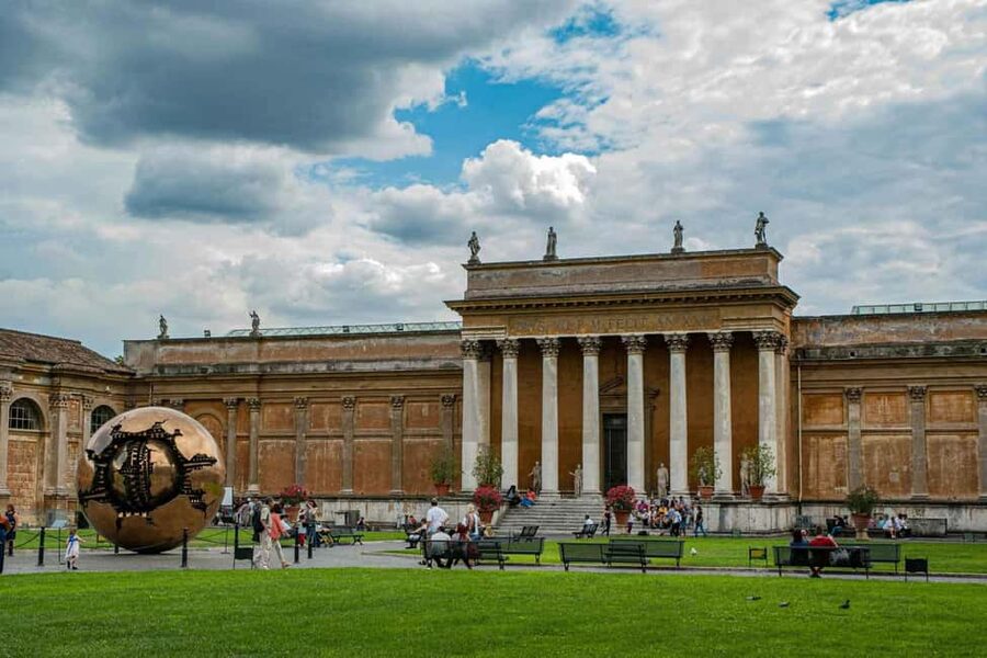 Rome: Skip-the-Line Vatican Museums & Sistine Chapel Ticket - Going independently with the hosted ticket