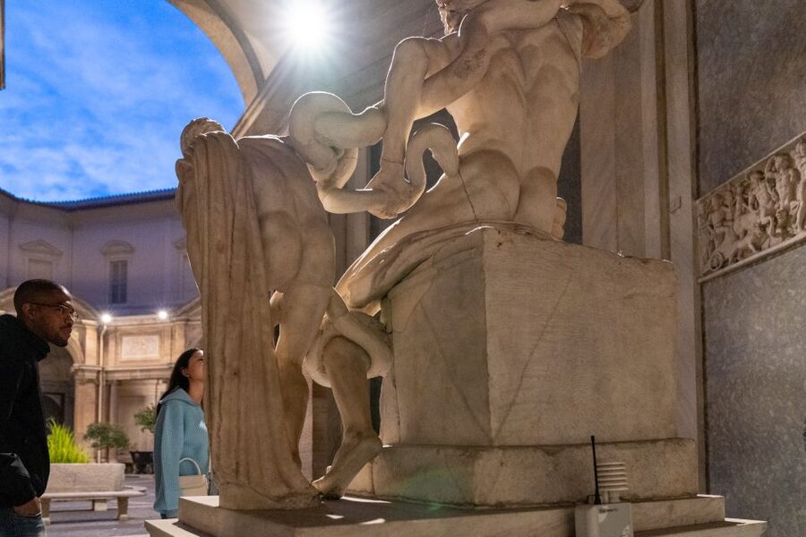 Rome: Turning the Lights on at the Vatican Museums - Practical rules that can make or break the morning