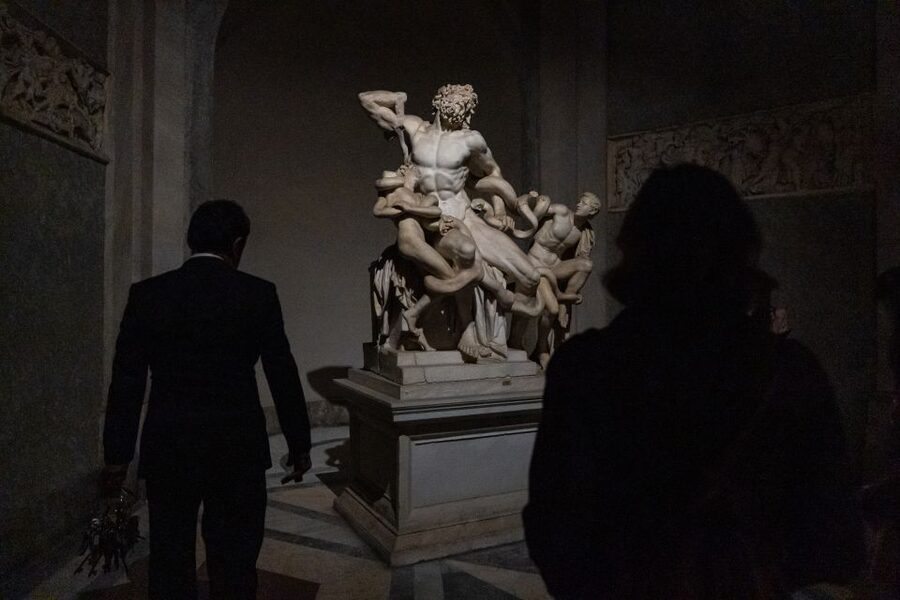 Rome: Turning the Lights on at the Vatican Museums - Turning keys in 24 connected galleries