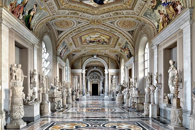Rome: Vatican Museum, Sistine Chapel & St. Peter's Basilica - Crowds, stairs and the pace of three hours