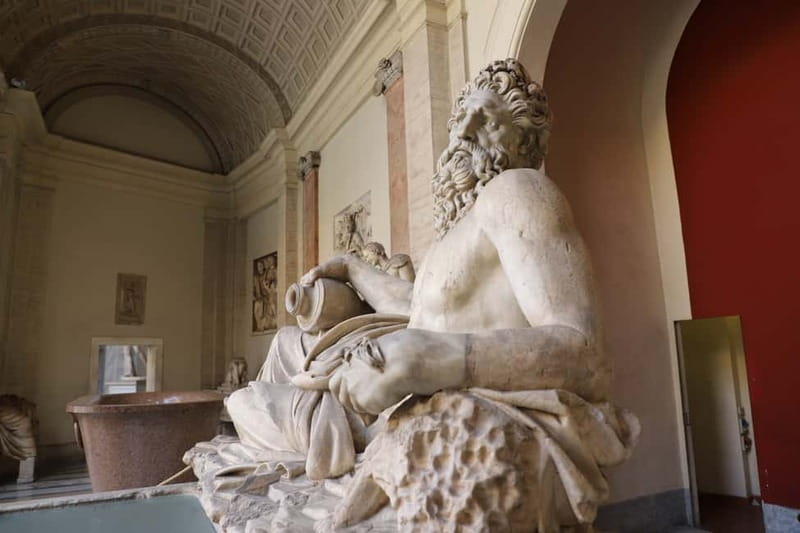 Rome: Vatican Museums and St Peter's Basilica Guided Tour - Clothing, Bags, and Arrival Tips