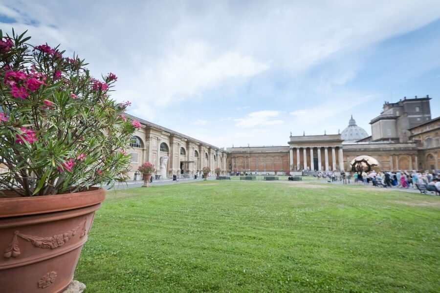 Rome: Vatican Museums, Sistine Chapel & Basilica Guided Tour - The Hall of Maps and the Vatican galleries