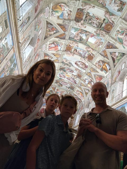 Rome: Vatican Museums & Sistine Chapel Entrance and Tour - A two-hour route through the Vatican Museums