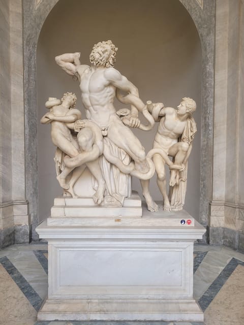 Rome: Vatican Museums & Sistine Chapel Entrance and Tour - Understanding the art instead of simply passing it