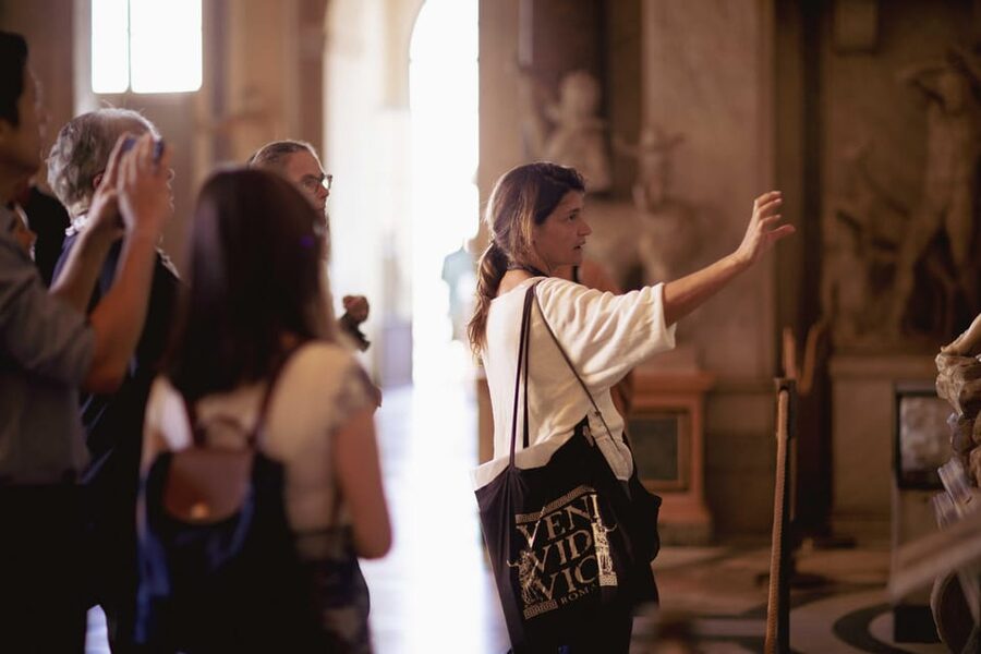 Rome: Vatican Museums & Sistine Chapel Private Evening Tour - Starting at Café Vaticano and entering the museums
