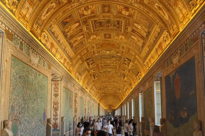 Rome: Vatican Museums, Sistine Chapel & St. Peter's Basilica Tour - The Vatican Museums in the first hour