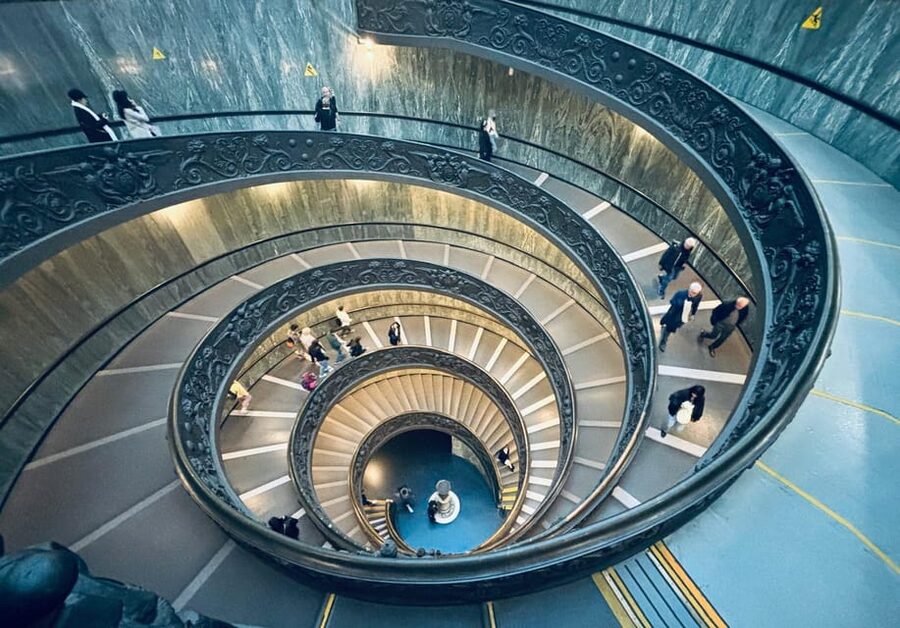 Rome: Vatican Museums Skip-the-Line Ticket - Raphael’s Rooms and the Church’s Renaissance message