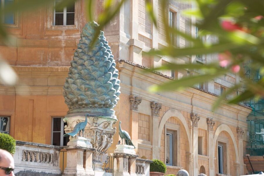 Rome: Vatican Museums & St. Peter's Basilica with Dome Climb - Walking to the Vatican Museums