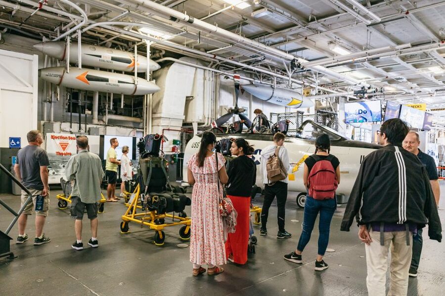San Diego: USS Midway Museum Entry Ticket - How long you need and how to plan your route