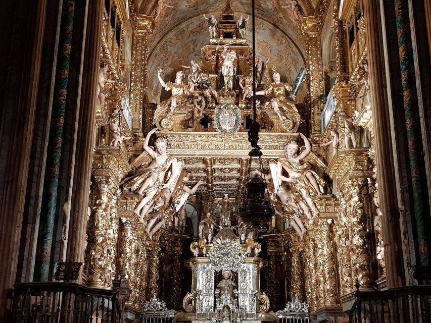 Santiago: Cathedral & Museum Tour + Pórtico of Glory Option - Why the Pórtico de la Gloria is worth adding