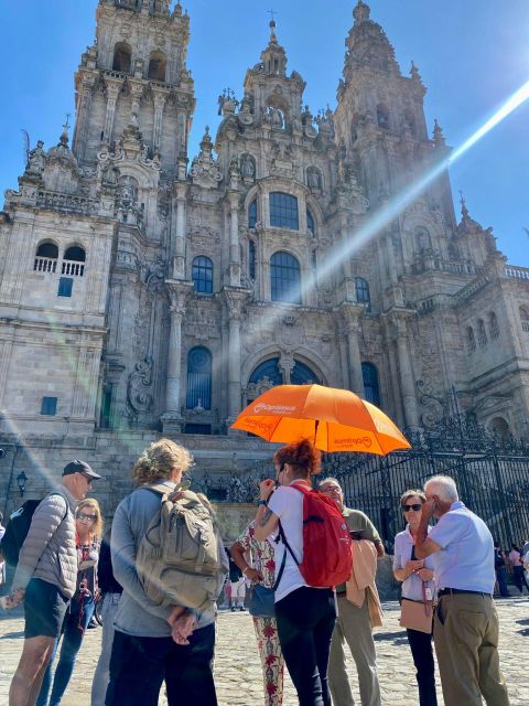 Santiago de Compostela: Cathedral, Museum, and Old Town Tour - The pause between tours