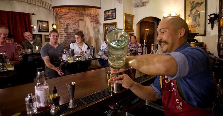 Savannah: Cocktail Class at American Prohibition Museum - How this compares with a standard museum visit