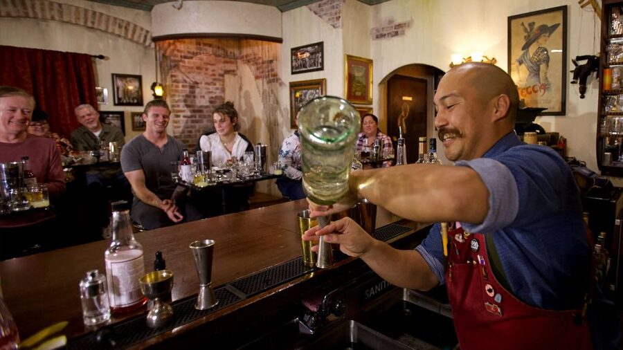 Savannah: Cocktail Class at American Prohibition Museum - What happens during the two-hour class