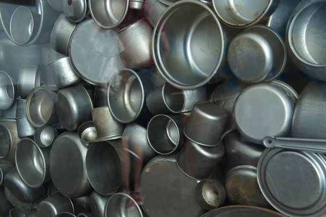 Schindler's Factory in Krakow: Guided Tour & Skip the Line Ticket - How the Experience Handles Difficult History