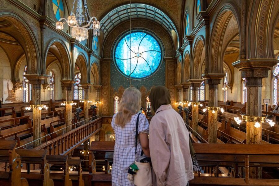 Self-Guided Tour of the Museum at Eldridge Street - From neglect to a careful restoration