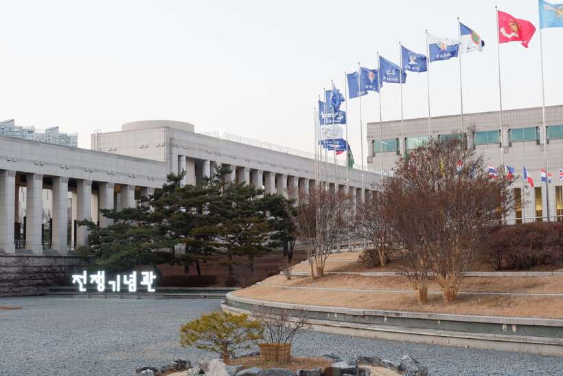 Seoul: The War Museum, Jogyesa, and Tapgol Park Tour - Key points at a glance