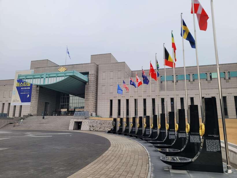 Seoul: War Memorial of Korea Private Guided Museum Tour - Why the Korean War matters before you explore Seoul