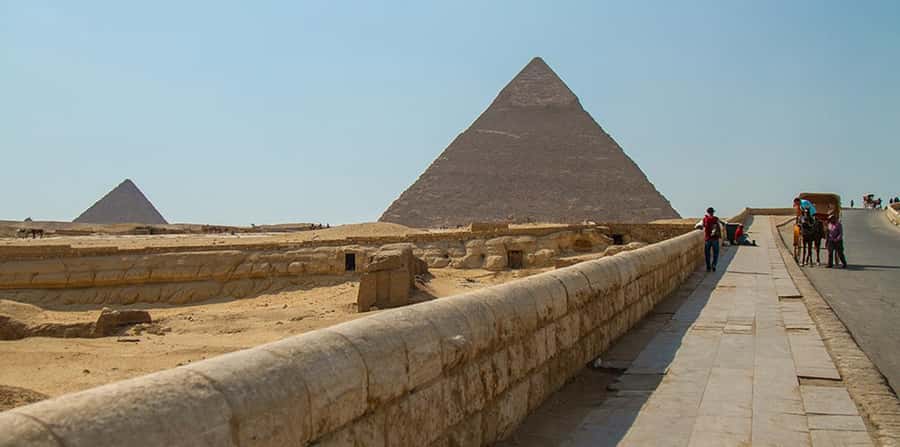 Sharm El Sheikh: Great Pyramids, Sphinx, Museum Tour by Bus - Why this Cairo trip is worth the long road