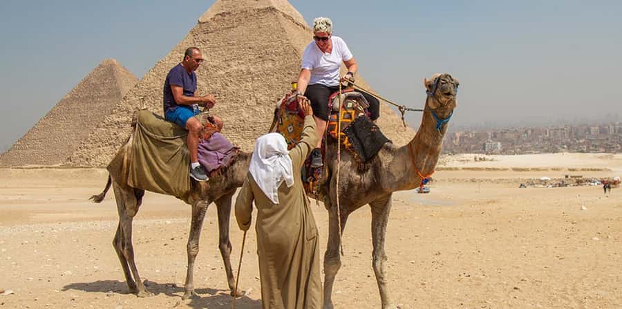 Sharm El Sheikh: Great Pyramids, Sphinx, Museum Tour by Bus - The overnight coach from Sharm El Sheikh