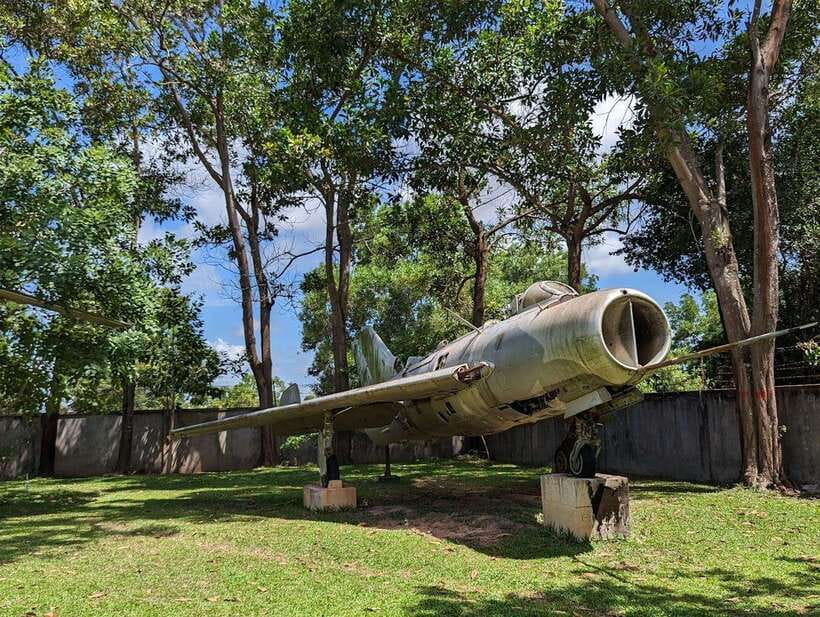 Siem Reap: War Museum included Ticket and Pickup Drop Off - Is the optional $10 guide worth it?