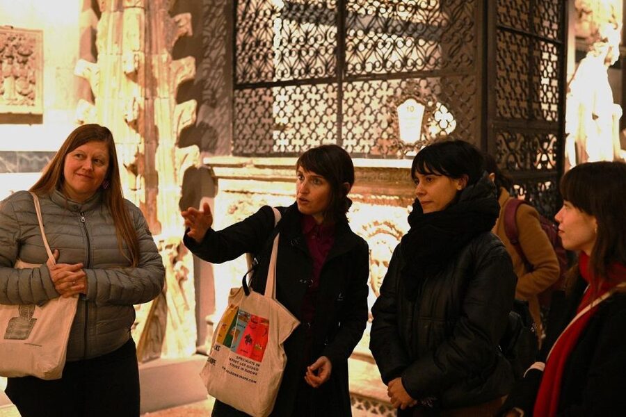 Siena Walking Tour with Cathedral and Crypt & Museum Option - Entering the Siena Cathedral