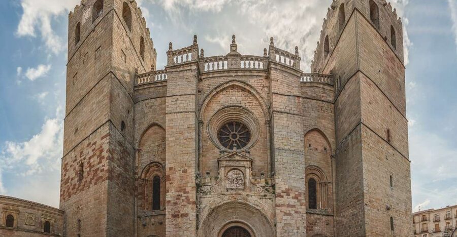 Sigüenza: Sigüenza Cathedral & Diocesan Museum Entry Ticket - Is the cathedral and museum ticket worth booking?