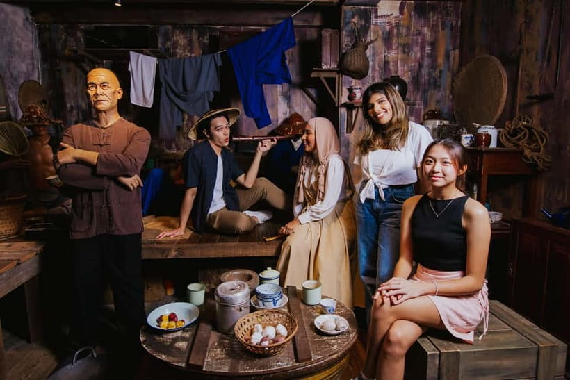 Singapore: Madame Tussauds Wax Museum - What the $26 ticket really gives you