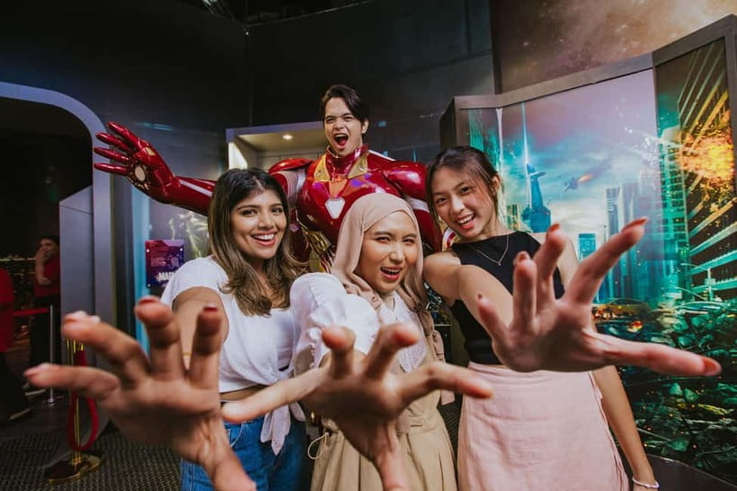 Singapore: Madame Tussauds Wax Museum - Marvel Universe 4D: the biggest action feature