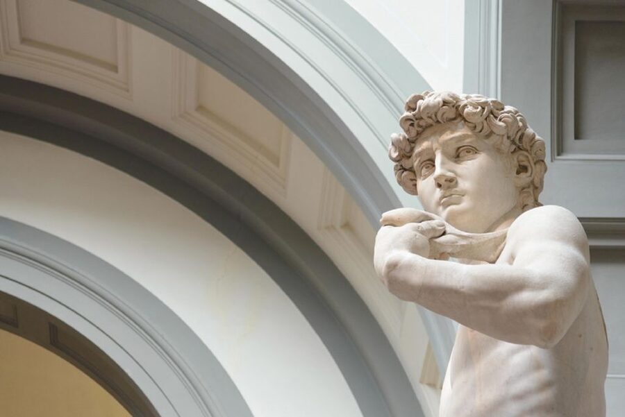 Skip the line: Accademia Gallery small group tour - A small group, with a short guided focus