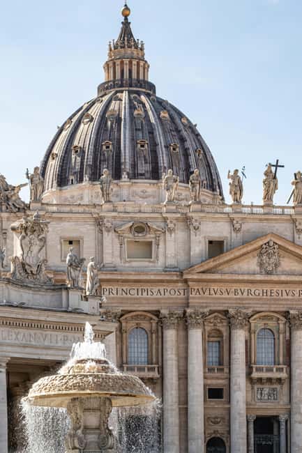 Skip-the-Line Entry Tickets Vatican Museums & Sistine Chapel - Classical sculpture in the Belvedere Courtyard