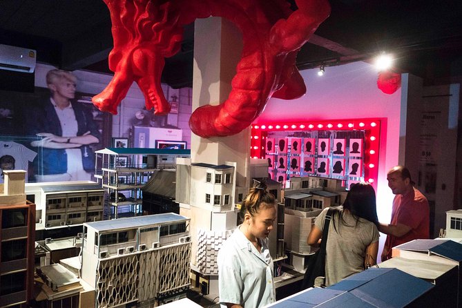 Skip the Line: Patpong Museum Guided Tour - Why the guided format matters