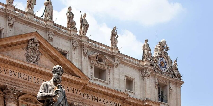 Skip-the-Line Tickets: Vatican Museum and Sistine Chapel - Clothing, bags, and practical rules