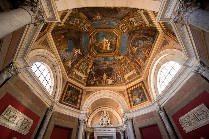 Skip the Line Tour: Vatican Museums and Sistine Chapel - Choosing the best time and season