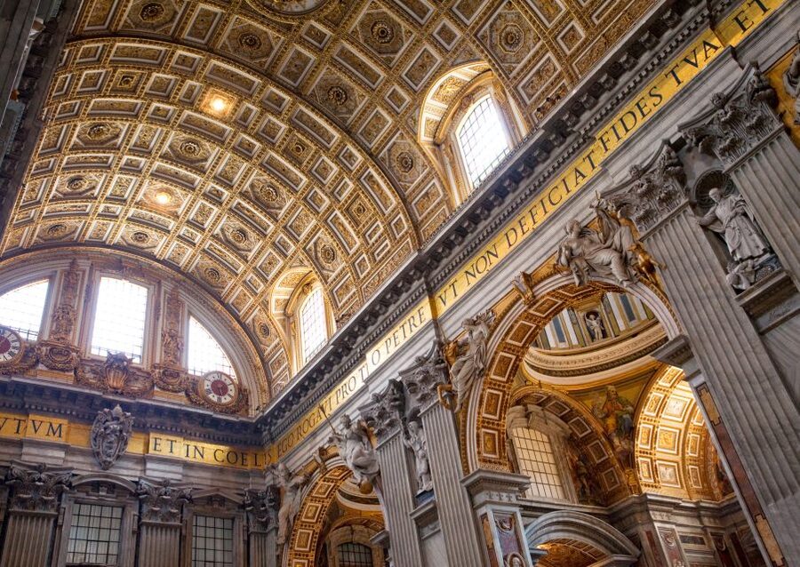 Skip the line Vatican Museum Sistine & St.Peter Private Tour - What private guiding adds to the visit