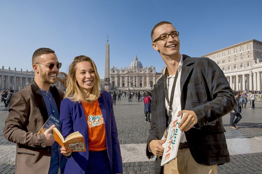 Skip the line Vatican Museum Sistine & St.Peter Private Tour - The Laocoön and ancient sculpture