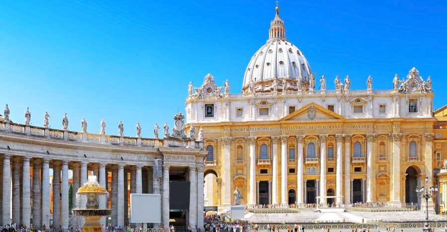 Skip the line Vatican Museum Sistine & St.Peter Private Tour - The Carriage Museum and the papal collection