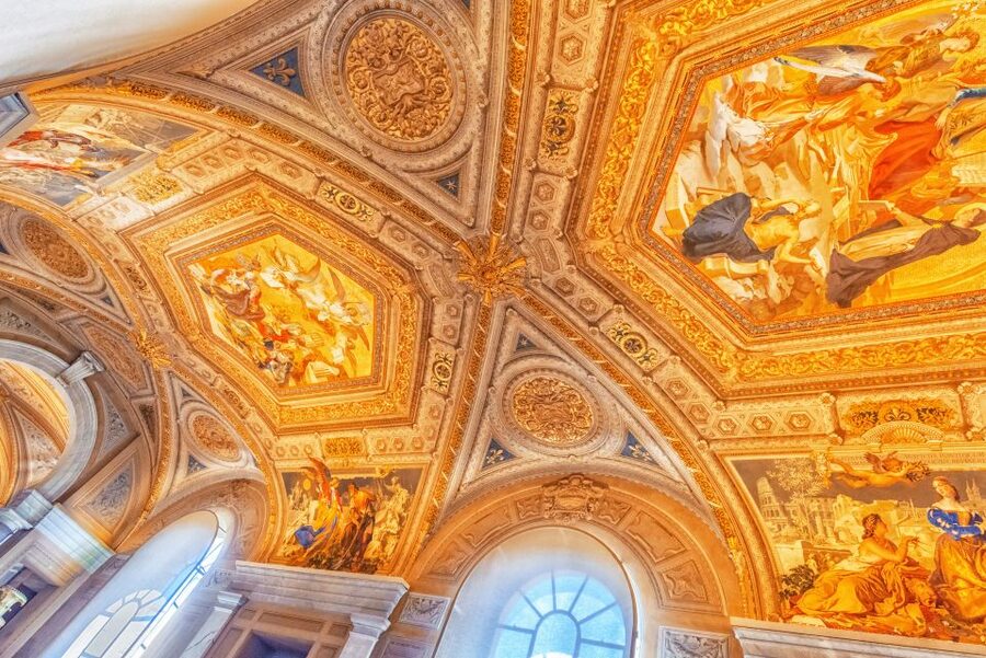 Skip the line Vatican Museum Sistine & St.Peter Private Tour - Borgia apartments and modern religious art