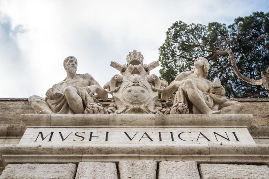 Skip-The-Ticket-Line Vatican Museums & Sistine Chapel Entry - From Piazza del Risorgimento to the museum entrance