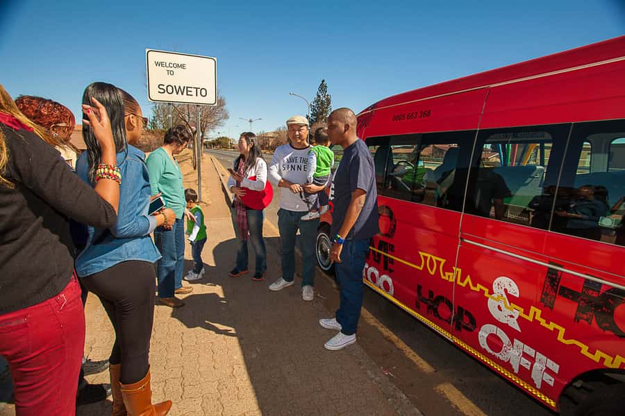 Soweto: Hop-On Hop-Off Bus, City Tour and Apartheid Museum - Vilakazi Street and Mandela House