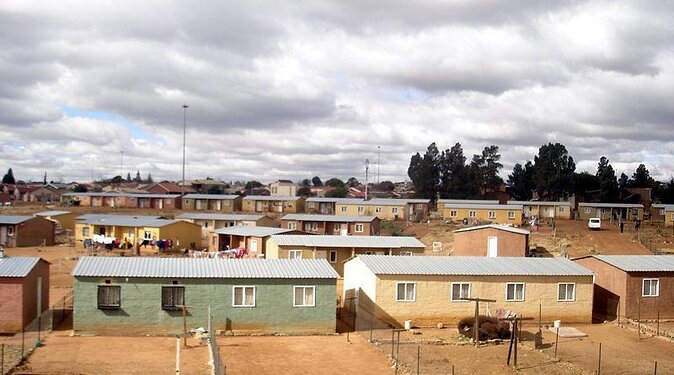 Soweto /Johannesburg and Apartheid Museum Guided Full Day Tour - Johannesburg from the minivan and Top of Africa views