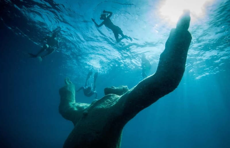 Split: Blue Lagoon Underwater Museum Tour w/Lunch & Drinks - A full day on the Adriatic from Split