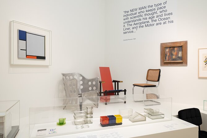 Stedelijk Museum Amsterdam: Modern and Contemporary Art - The audio tour helps you find a path