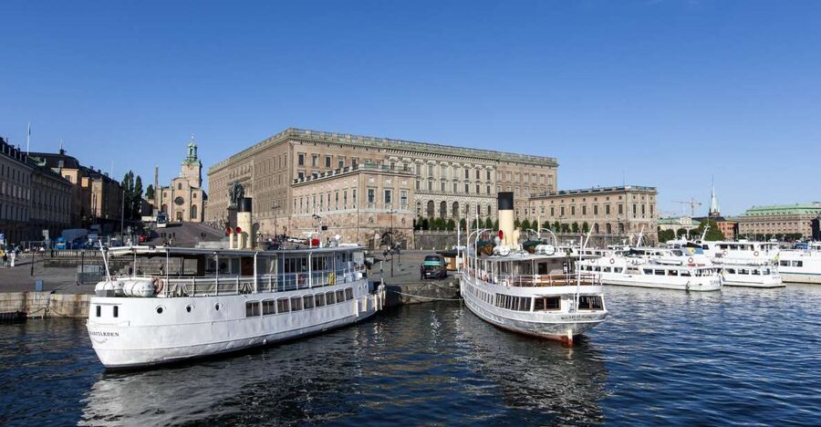 Stockholm: Old Town Walking Tour w/ Vasa Museum & Boat Ride - Taking the commuter ferry to Djurgården