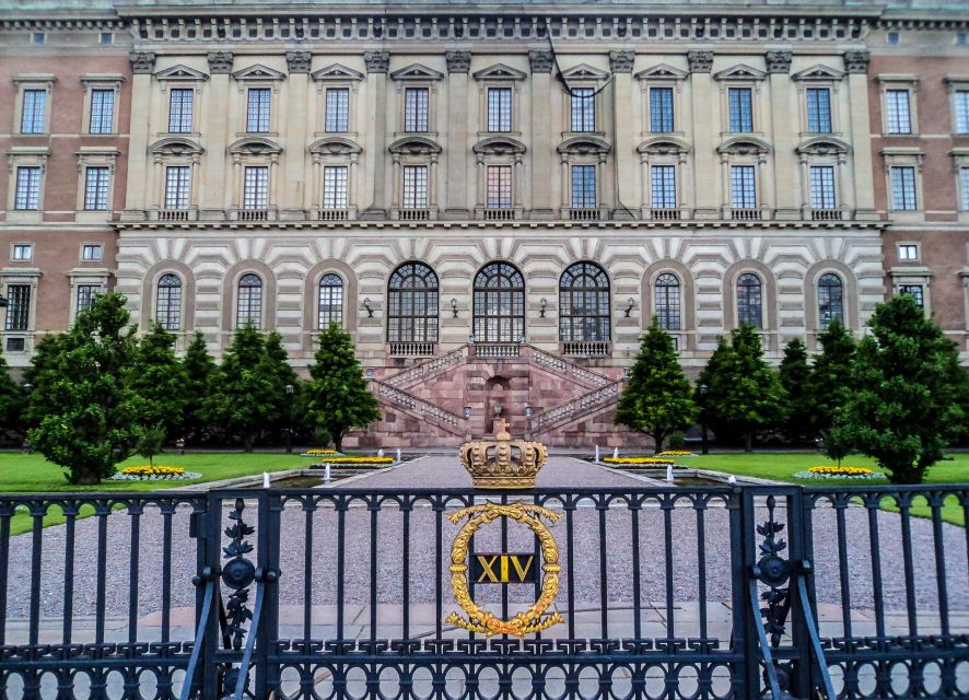 Stockholm Royal Palace Museums Gamla Stan Skip-the-line Tour - Who will get the most from this palace tour?